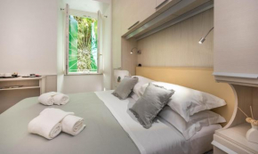 Гостиница Andenis Luxury House  Рим